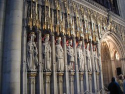 Screen carving behind the main altar